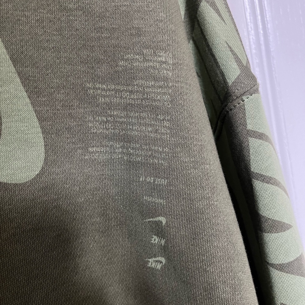 Nike Men's Green Zip-Up Sweater - Picture 6 of 6